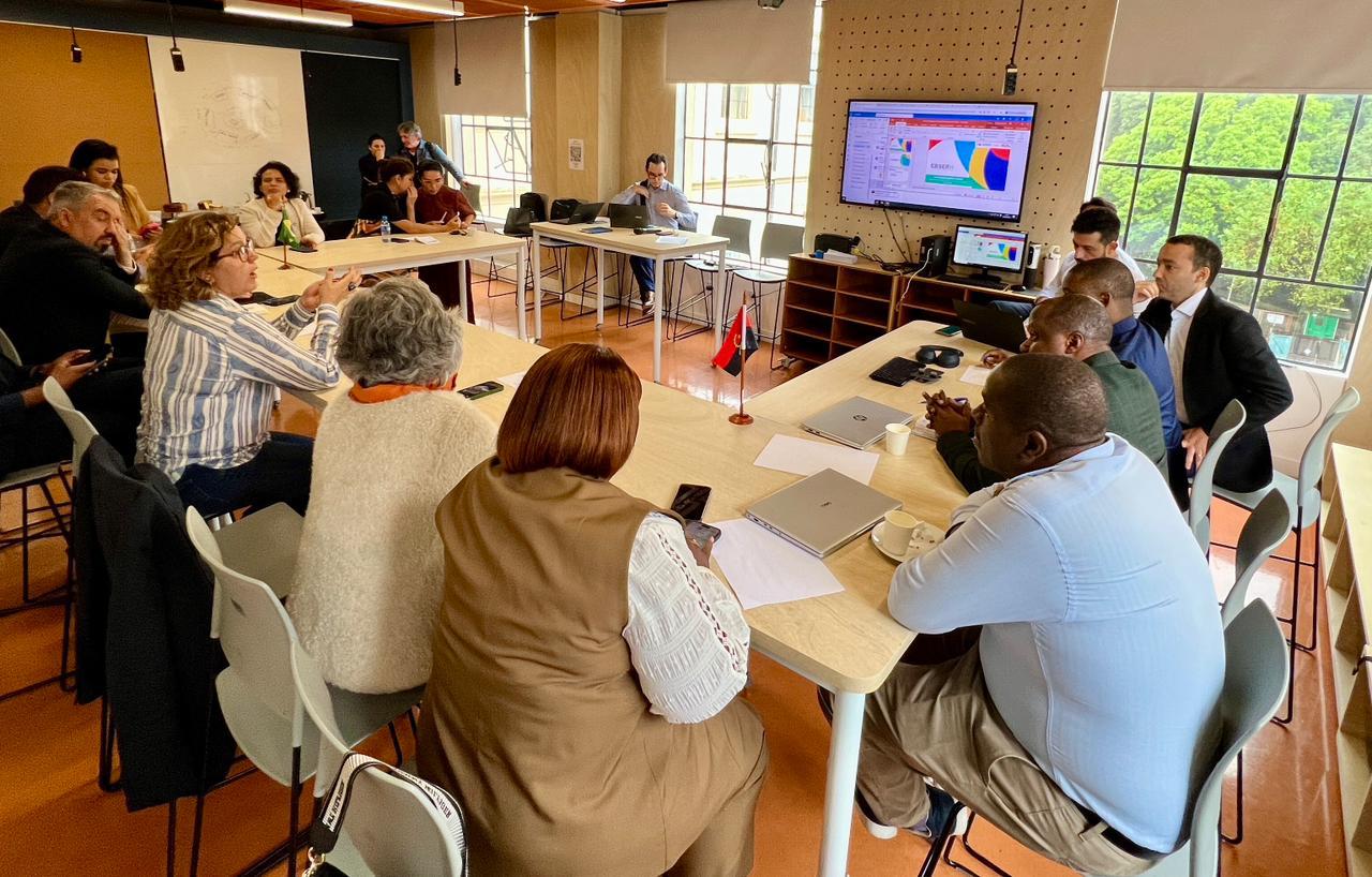 DELEGAÇÃO DE DIRECTORES DE GABINETES PROVINCIAIS  DE SAÚDE VISITAM FACULDADE  DE MEDICINA NO BRASIL