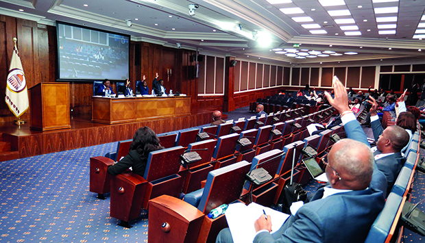 DEPUTADOS DA ASSEMBLEIA NACIONAL APROVAM ALTERAÇÃO DA LEI RELATIVA ÀS SANÇÕES SOBRE TERRORRISMO