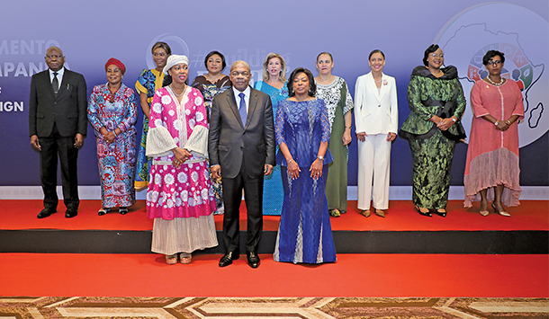 “AS MULHERES AFRICANAS SÃO UM PILAR ESSENCIAL DO DESENVOLVIMENTO SUSTENTÁVEL”