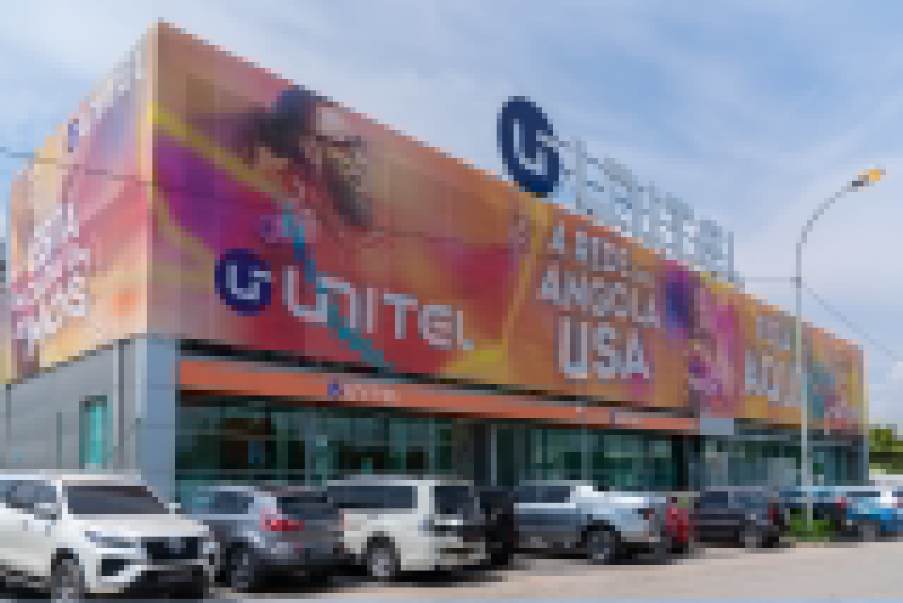 ATAQUE  CIBERNÉTICO PODE  TER LIGAÇÃO AO PROCESSO DE ENTRADA EM BOLSA  ADMITE UNITEL