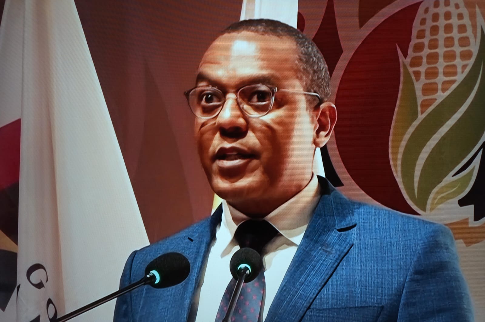 MINISTRO DA COORDENAÇÃO ECONÓMICA DESTACA HUAMBO COMO BOM EXEMPLO NA REDUÇÃO DA INSEGURANÇA ALIMENTAR