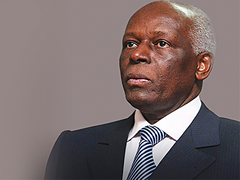 JOSÉ EDUARDO DOS SANTOS MORREU HÁ QUATRO ANOS