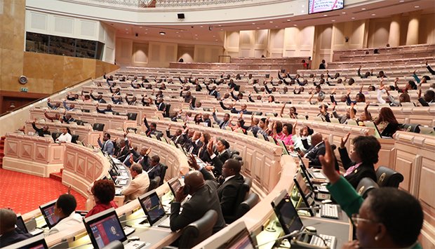 ASSEMBLEIA NACIONAL APROVA NA GENERALIDADE PROPOSTA  DE LEI CONTRA ACTIVIDADE MINEIRA ILEGAL
