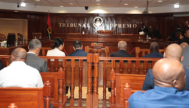GENERAIS KOPELIPA E DINO EM AUDIÊNCIA DE JULGAMENTO