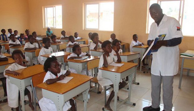 LUANDA INICIA INSCRIÇÕES PARA CONCURSO PÚBLICO NA EDUCAÇÃO