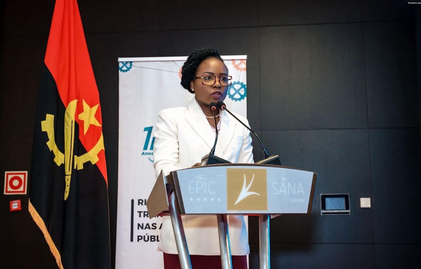 MINISTRA VERA DAVES DESTACA TRANSPARÊNCIA E RIGOR NA CONTRATAÇÃO PÚBLICA