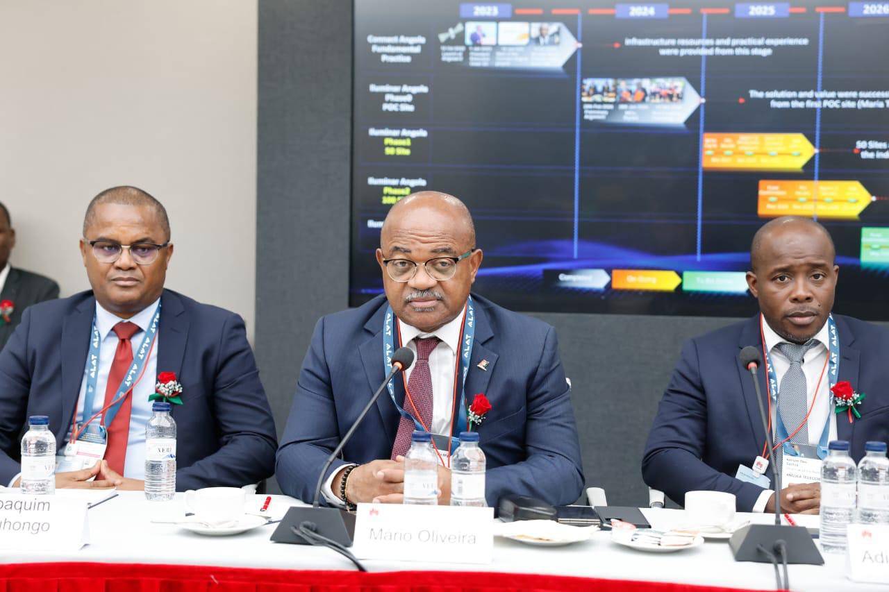 MINISTRO MÁRIO OLIVEIRA PARTICIPA NA MAIOR MONTRA DE TECNOLOGIAS