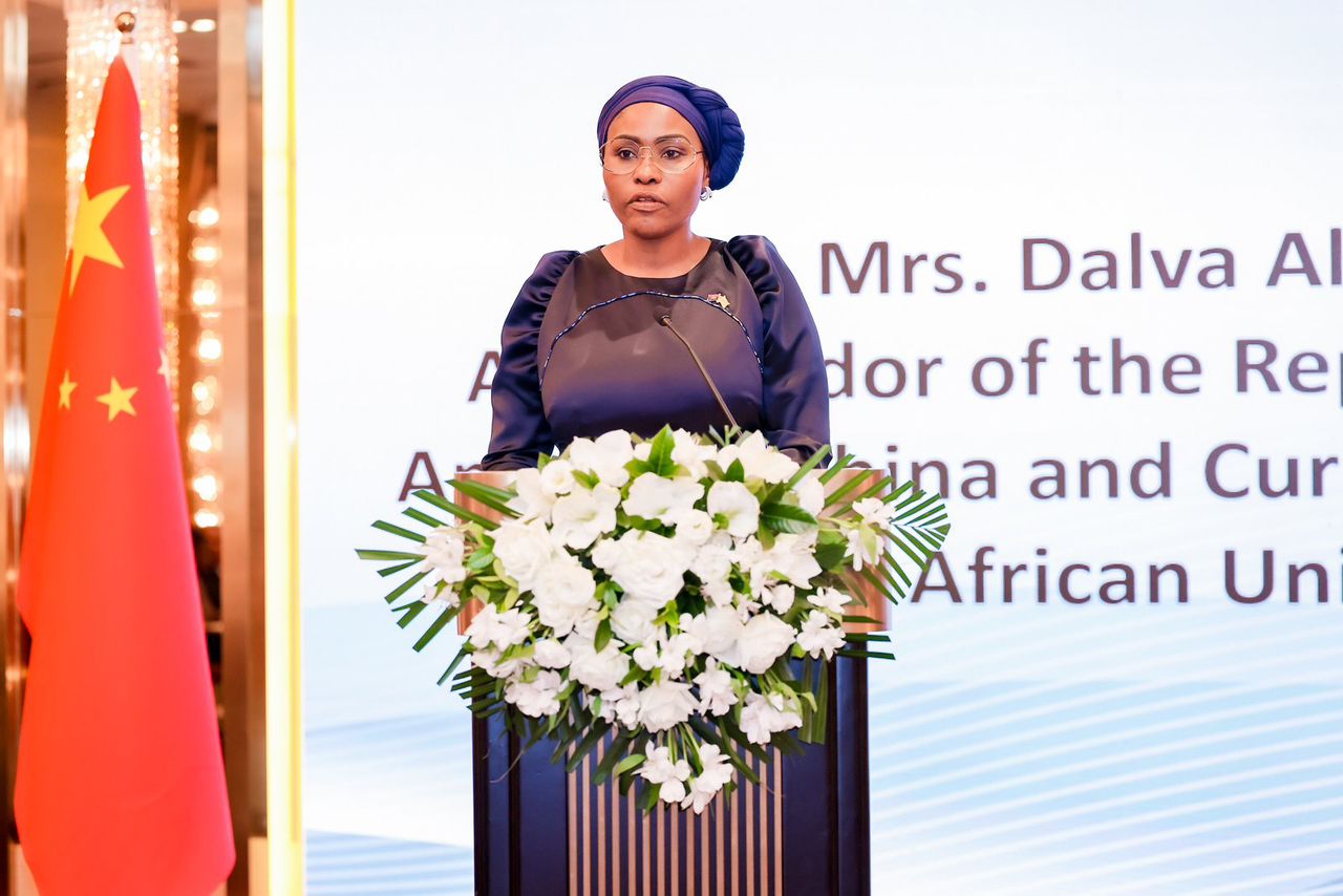 COOPERAÇÃO ENTRE ÁFRICA  E CHINA CADA VEZ MAIS SOLIDAS