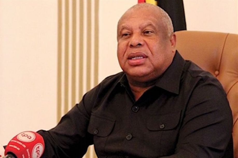 ANTIGO GOVERNADOR DAS PROVINCIAS CUANDO CUBANGO E LUANDA CONSTITUIDO ARGUIDO