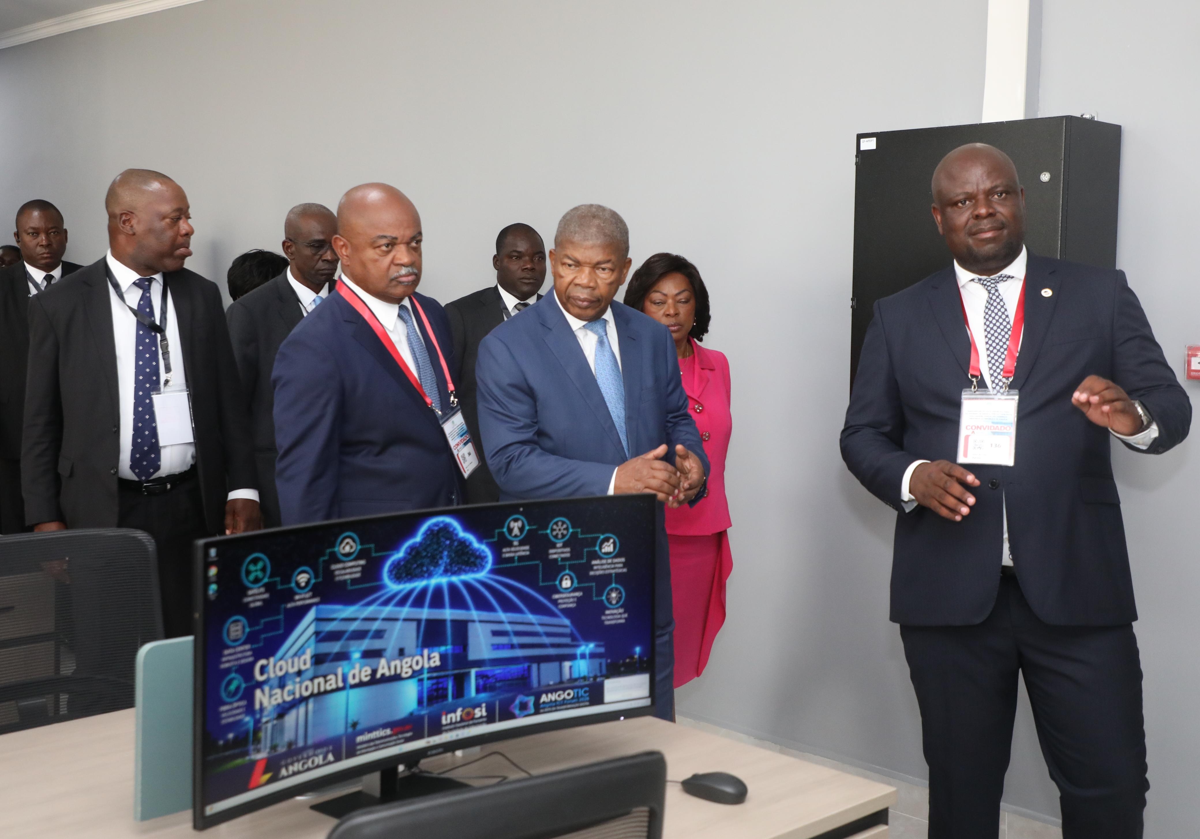 PRESIDENTE JOÃO LOURENÇO INAUGURA DATA CENTER E CLOUD DO GOVERNO ANGOLANO