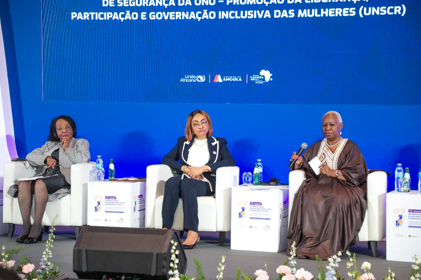 MULHERES LÍDERES DEFENDEM PARIDADE E IGUALDADE DE GÉNERO