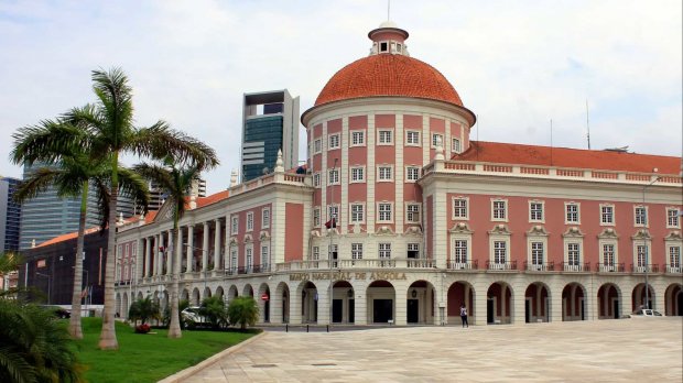 NOMEADOS VICE-GOVERNADORES E ADMINISTRADORES DO BNA