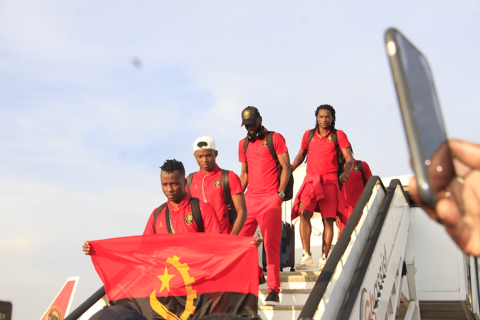 PALANCAS NEGRAS JÁ NO PAÍS