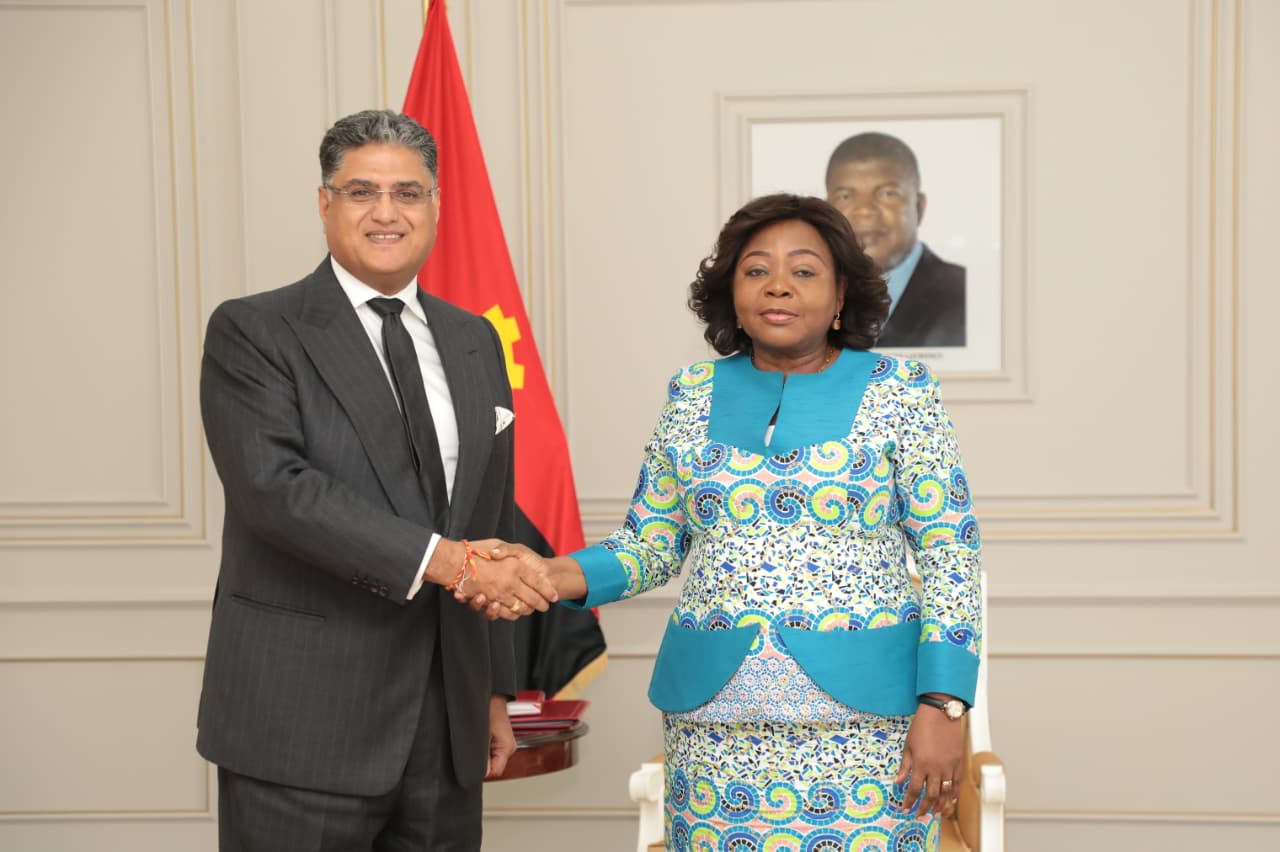 VICE-PRESIDENTE DA REPUBLICA  RECEBE EMBAIXADOR DO REINO UNIDO E REPRESENTANTE DAS NAÇÕES UNIDAS