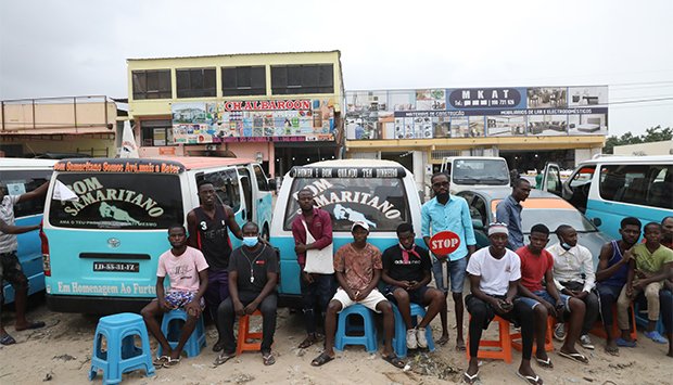 TAXISTAS DE LUANDA ABONDONAM GREVE ILIMITADA