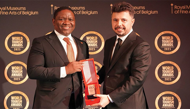 ANGOLA DISTINGUIDA COM O PRÉMIO DE MELHOR DESTINO DE INVESTIMENTO TURÍSTICO 2025