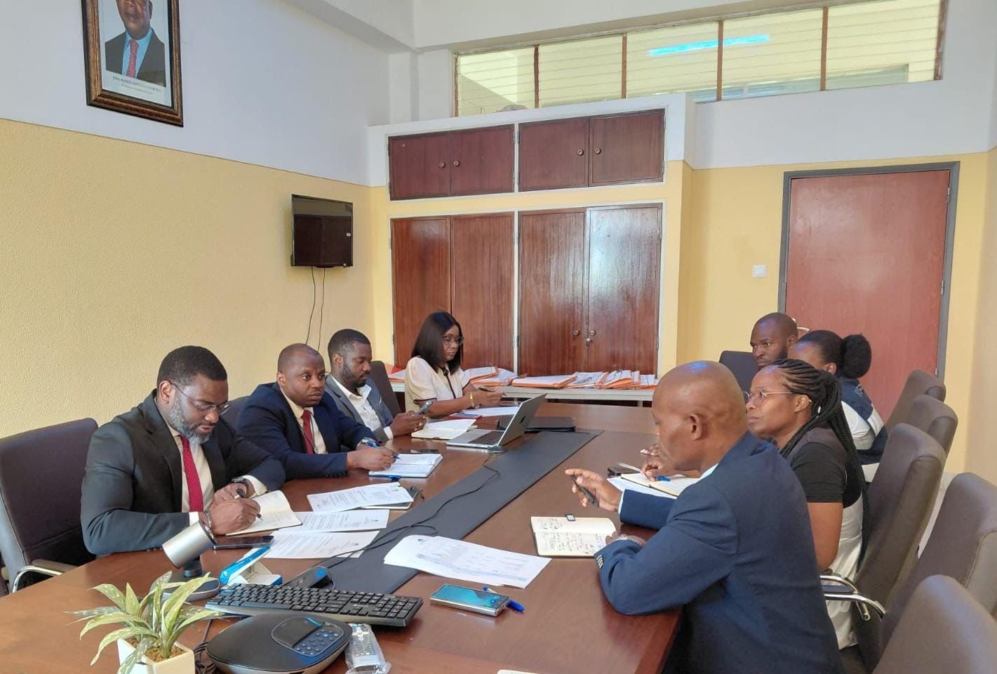 MINISTÉRIO DA SAÚDE ENTREGA CERTIFICADOS AOS MÉDICOS ESPECIALISTAS