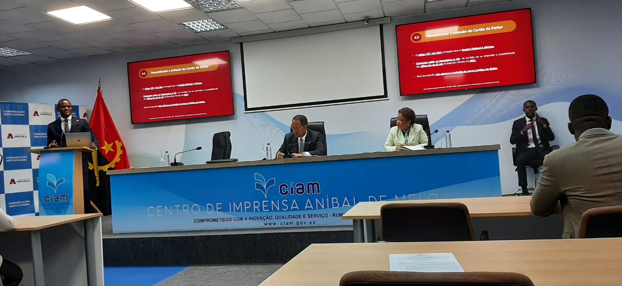 EXECUTIVO PRIORIZA EXPANSÃO DOS SERVIÇOS DE JUSTIÇA EM ANGOLA
