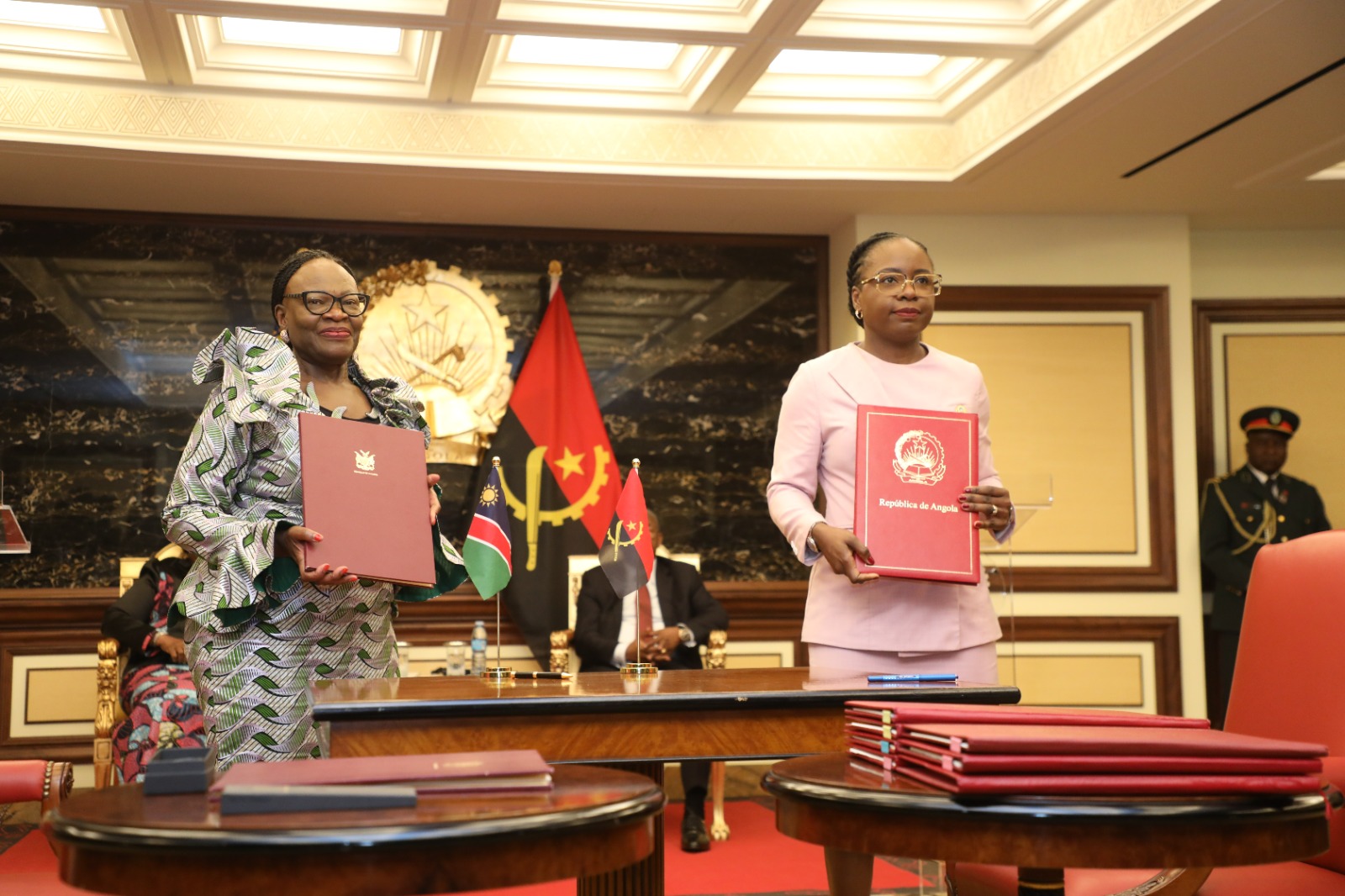 ANGOLA E NAMÍBIA ASSINAM NOVOS ACORDOS DE COOPERAÇÃO