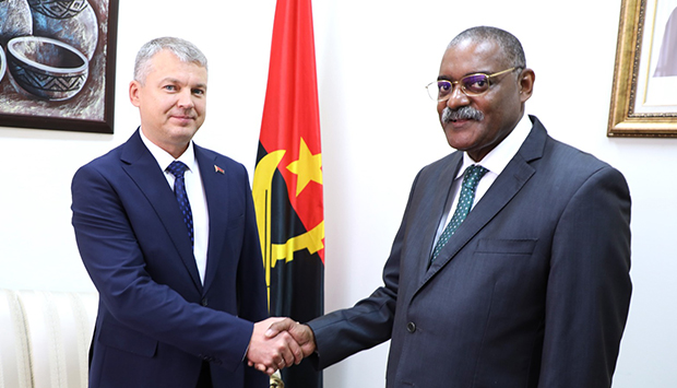 ANGOLA E BIELORRÚSSIA INTENSIFICAM RELAÇÕES BILATERAIS