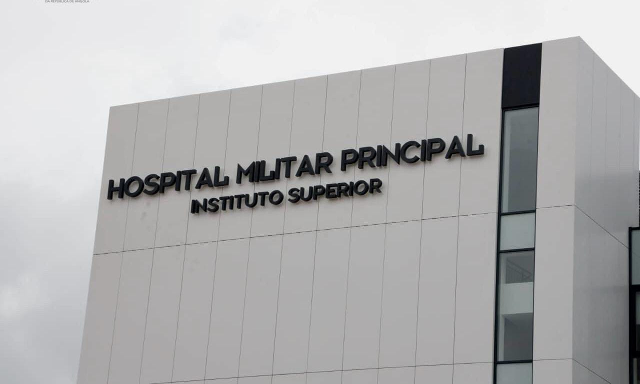 HOSPITAL MILITAR PRINCIPAL INSTITUTO SUPERIOR EFECTUA  PRIMEIRA CIRURGIA COMPLEXA